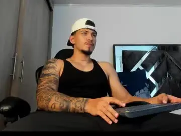 Chaturbate Live Porn of heavy_thor