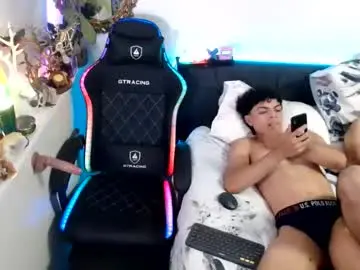 Chaturbate Watch Live Sex Cams of kevinymike