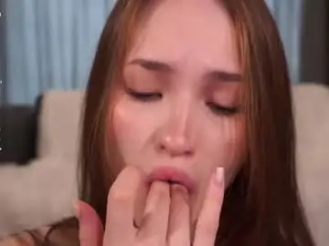 Chaturbate Free Porn Cam of lynnalltop