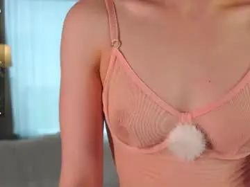 Chaturbate Live Sex Cam of lynnalltop