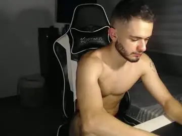 Chaturbate Live Porn of massimo_jiovano