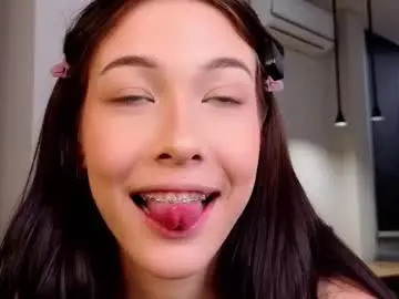 Chaturbate Live Porn of signehinz