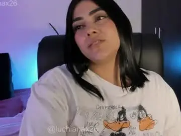 Chaturbate Live Sex Cam of lucy2606