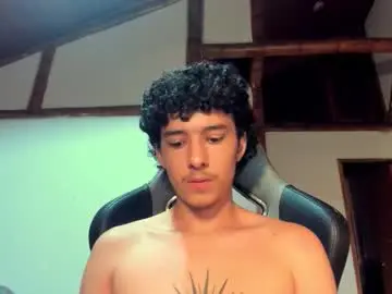 Chaturbate Adult Video Chat of santi_twink19