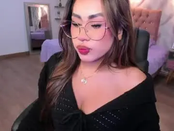 Chaturbate Sex Chat of eveline_figeroa