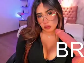 Chaturbate Live Porn of eveline_figeroa