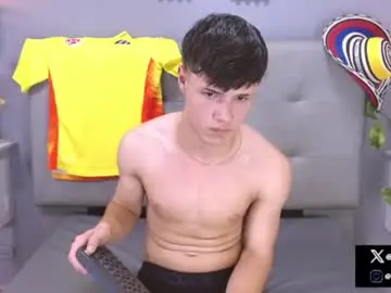 Chaturbate Live Porn of kevin_tupe