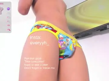 Chaturbate Live Sex Cam of sweet_poetry