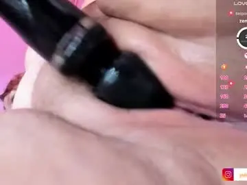 Chaturbate Watch Live Sex Cams of yuli_cardona_