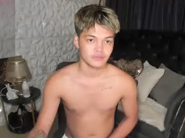 Chaturbate Sex Chat of asianhugescott