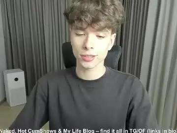 Chaturbate Best live sex cam show of calvin_loves_you