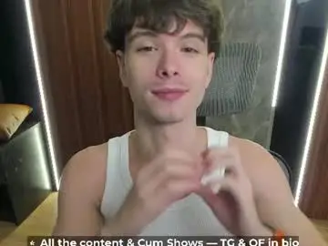Chaturbate Nude Webcam of calvin_loves_you