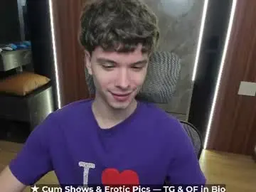 Chaturbate Live Porn of calvin_loves_you