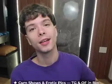 Chaturbate Nude Webcam of calvin_loves_you