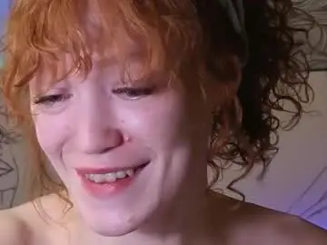 Chaturbate Live Sex Cam of emiliyafox