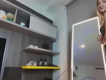 Chaturbate Live Sex Cam of dreamyylilah