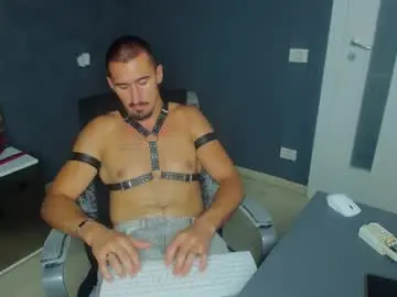 Chaturbate Live Sex Cam of gradycruz