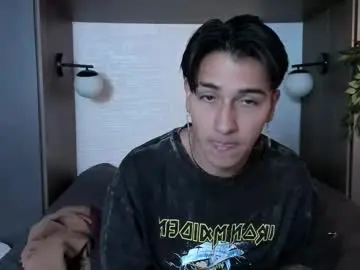 Chaturbate Free Porn Cam of andyjoy_