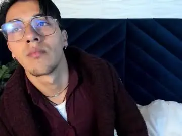 Chaturbate Watch Live Sex Cams of andyjoy_