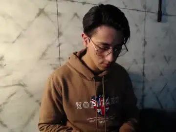 Chaturbate Sex Chat of andyjoy_