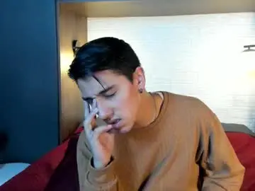 Chaturbate Nude Webcam of andyjoy_