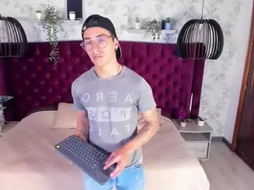 Chaturbate Adult Webcams of andyjoy_