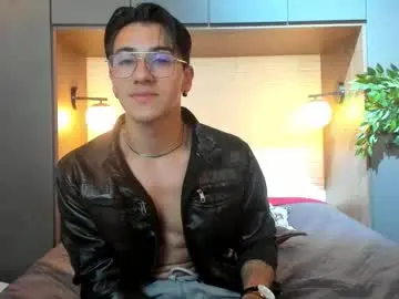 Chaturbate Sex Cam of andyjoy_