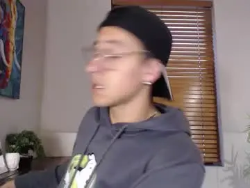 Chaturbate Watch Live Sex Cams of andyjoy_