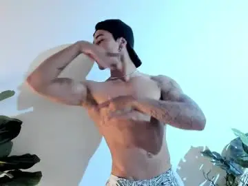 Chaturbate Free Live Porn of andyjoy_