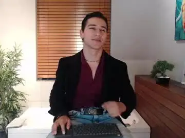 Chaturbate Free Porn Cam of andyjoy_