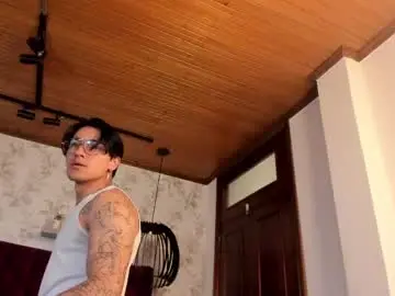 Chaturbate Best live sex cam show of andyjoy_