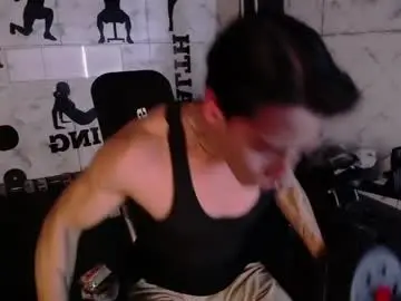 Chaturbate Live Sex Cam of andyjoy_