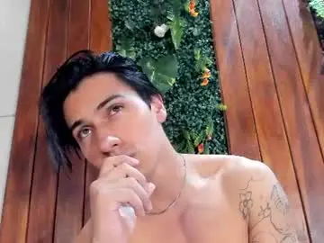 Chaturbate Free Porn Cam of andyjoy_