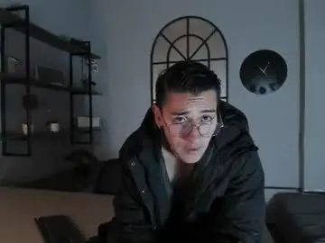 Chaturbate Nude Webcam of andyjoy_