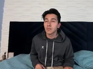 Chaturbate Best live sex cam show of andyjoy_