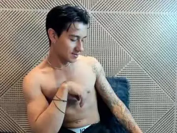 Chaturbate Free Live Porn of andyjoy_
