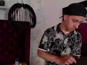 Chaturbate Live Sex of andyjoy_
