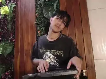 Chaturbate Live Sex of andyjoy_