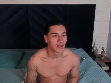 Chaturbate Best live sex cam show of andyjoy_