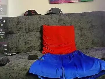 Chaturbate Sex Cam of julian_tattoo