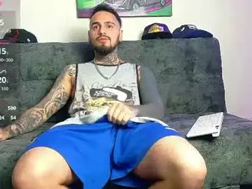 Chaturbate Nude Webcam of julian_tattoo