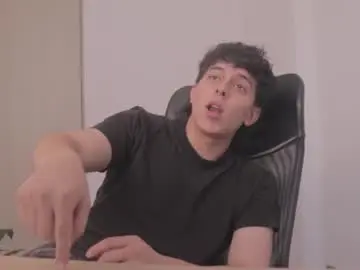 Chaturbate Free Live Porn of magic_tony