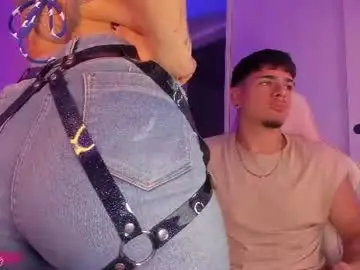 Chaturbate Sex Chat of melodie_roy