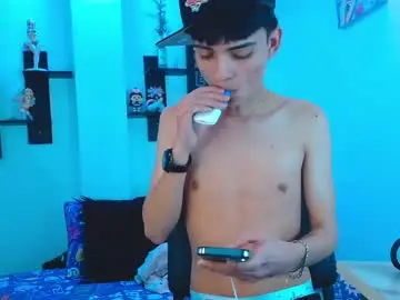 Chaturbate Adult Video Chat of milo_hot_