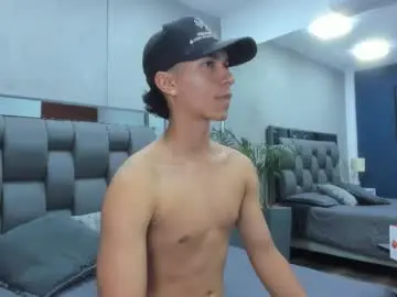 Chaturbate Live Sex of ricky_backus