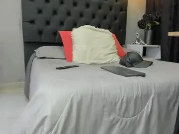 Chaturbate Watch Live Sex Cams of ricky_backus