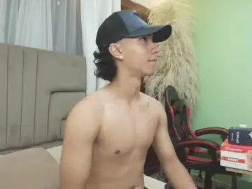 Chaturbate Free Live Porn of ricky_backus
