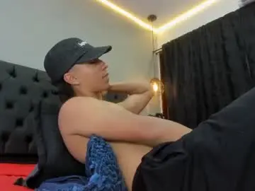 Chaturbate Free Porn Cam of ricky_backus