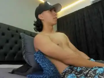 Chaturbate Free Live Porn of ricky_backus