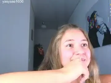 Chaturbate Watch Live Sex Cams of yasyaaa